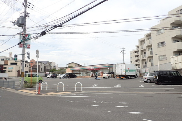 アッシュ上野芝(セブンイレブン堺東上野芝町2丁店)