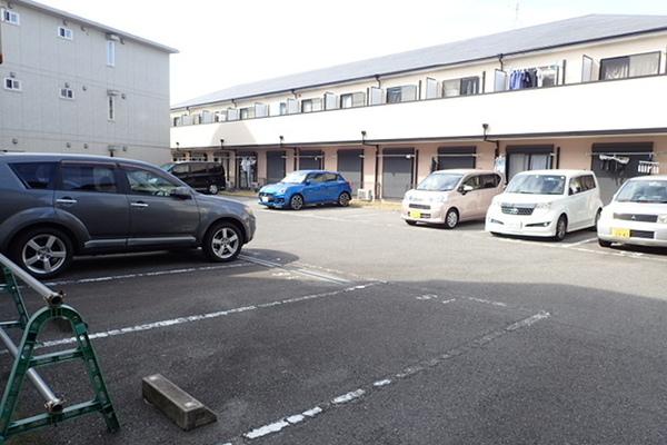 ＥＤＥＮ　ＣＯＵＲＴ