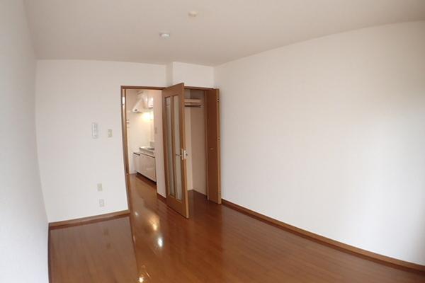 ＥＤＥＮ　ＣＯＵＲＴ