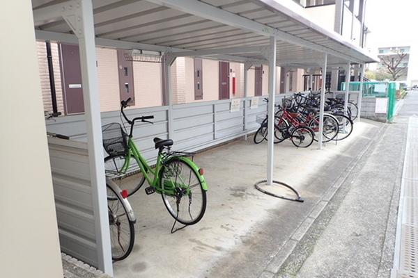 ＥＤＥＮ　ＣＯＵＲＴ