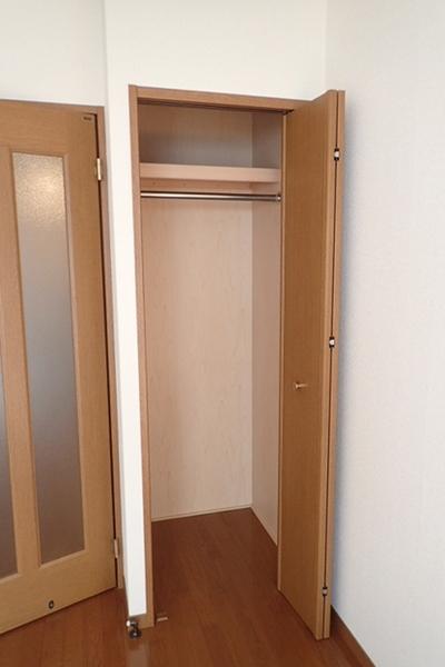 ＥＤＥＮ　ＣＯＵＲＴ