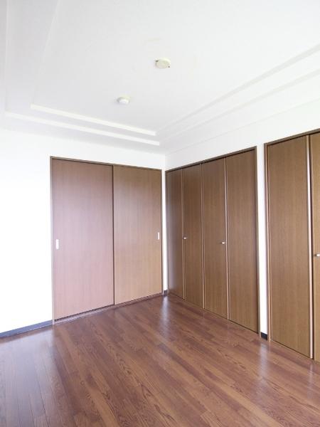 グランディールＹ・M