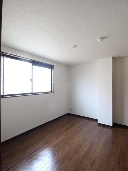 グランディールＹ・M