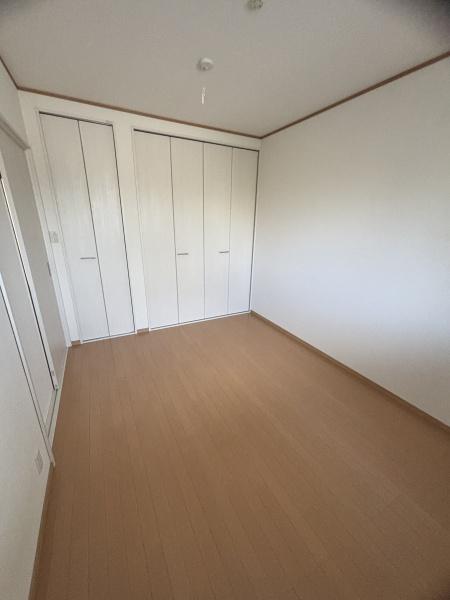 クロトリハイツ