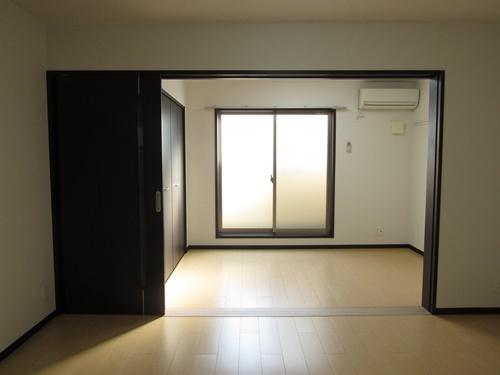 モンサント田中町