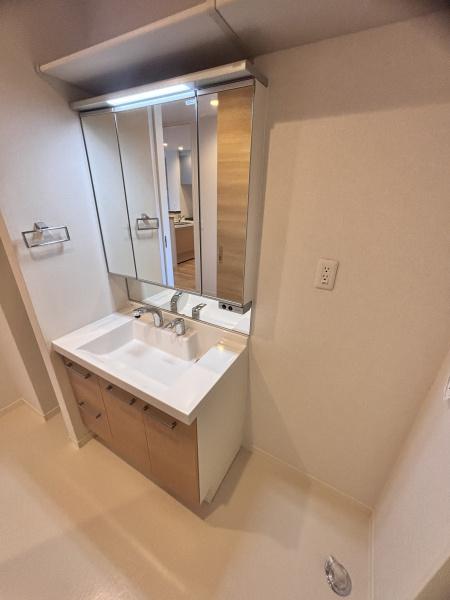 ｓｈａｍａｉｓｏｎ　ＡＧＵＲＵ