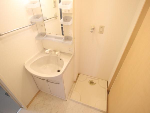 シャイニーパーク