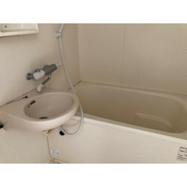 シャルル泉大津