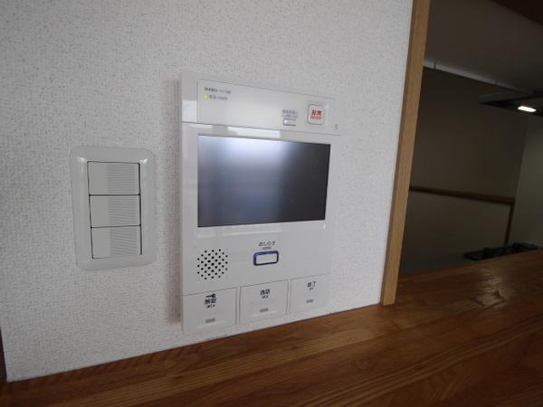 ロイヤルエイトコート１