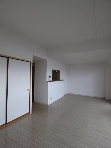 ロイヤルエイトコート１