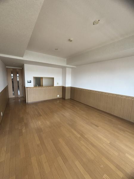 ロイヤルエイトコート2