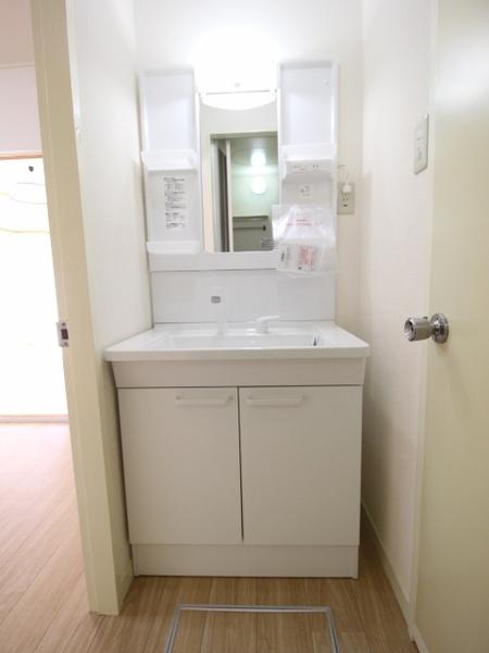 エッセンシャルハウスエビ