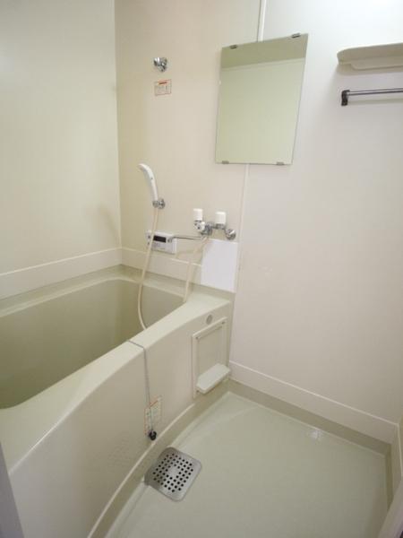 エッセンシャルハウスエビ