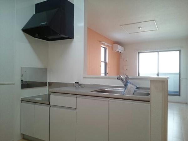 和泉市伯太町２丁目のアパート