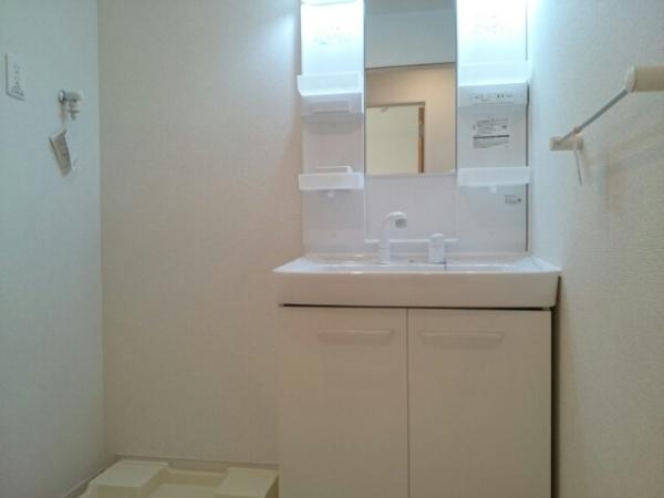 和泉市伯太町２丁目のアパート