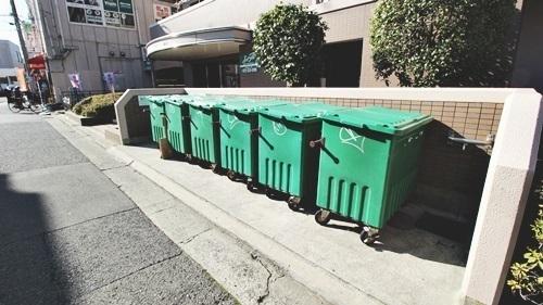 サザンコート石津