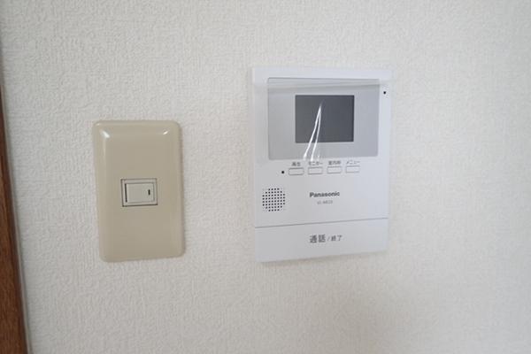 ムー１番館