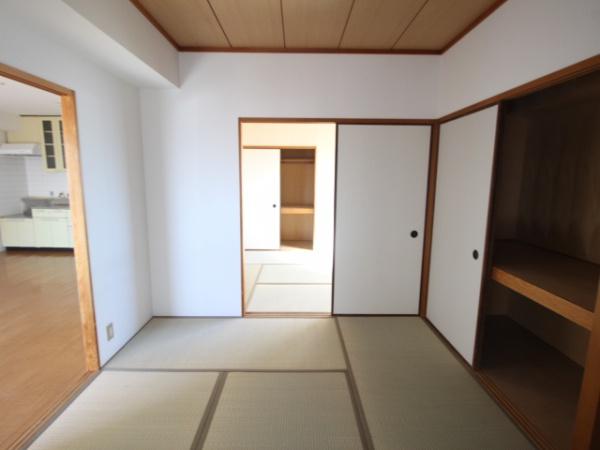ライブリー高石