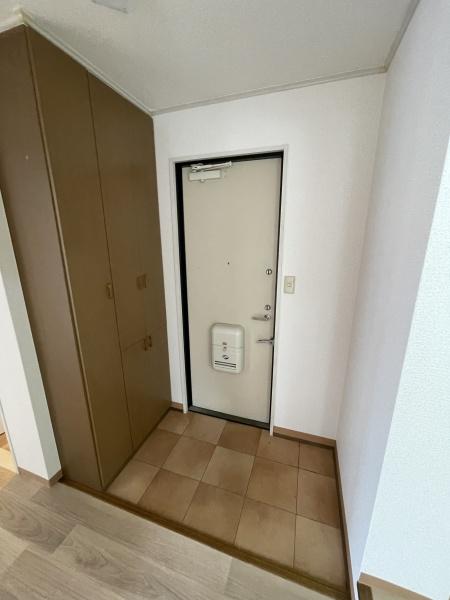 レストハイツ旭　B棟