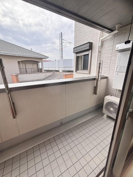 シャーメゾン伽羅橋