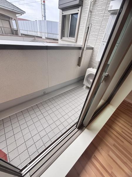 シャーメゾン伽羅橋