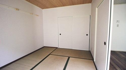 モアクレストナカノ