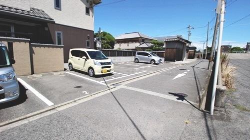 シャーメゾン神市