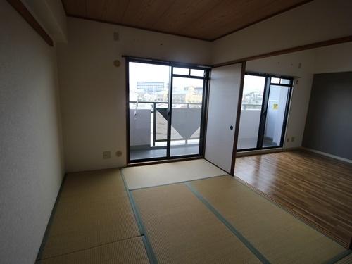 レミューイズミ