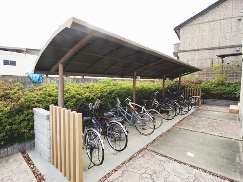 スカイコート津久野