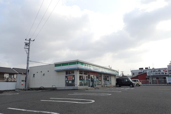 エルベコート泉大津(ファミリーマート泉大津虫取町店)