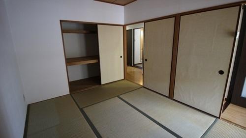 アベニール羽衣