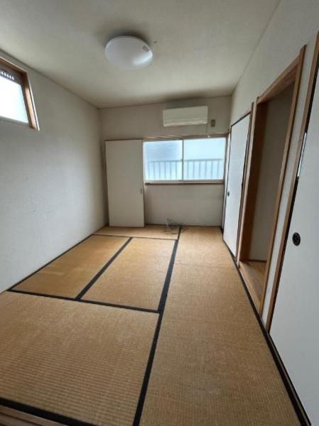鳳西町2丁店舗付住宅
