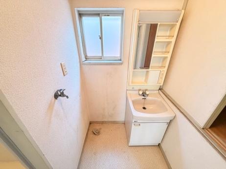 鳳西町2丁店舗付住宅