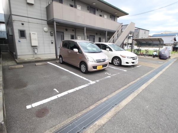 パル春日　B棟