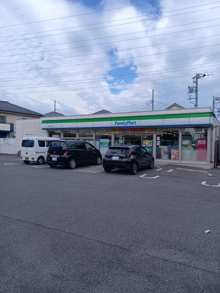 メゾン・ラメール(ファミリーマート南大泉6丁目店)