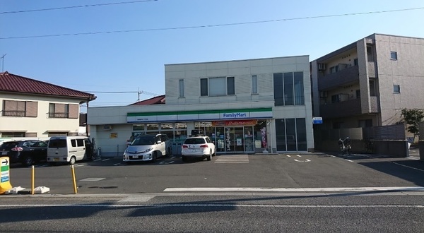 新座市野寺２丁目のアパート(ファミリーマート新座野寺二丁目店)