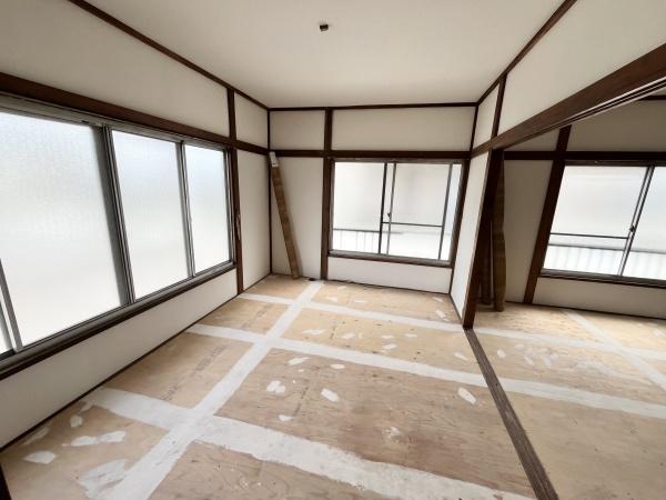 千葉市花見川区三角町のテラスハウス