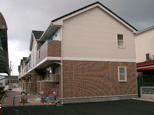 泉大津市板原町３丁目のハイツ