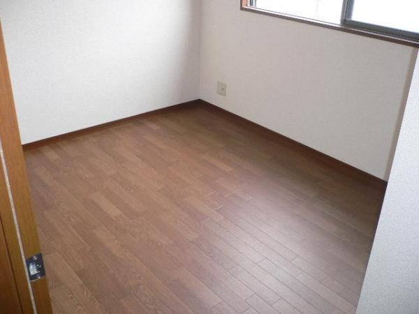 高石市東羽衣１丁目のハイツ