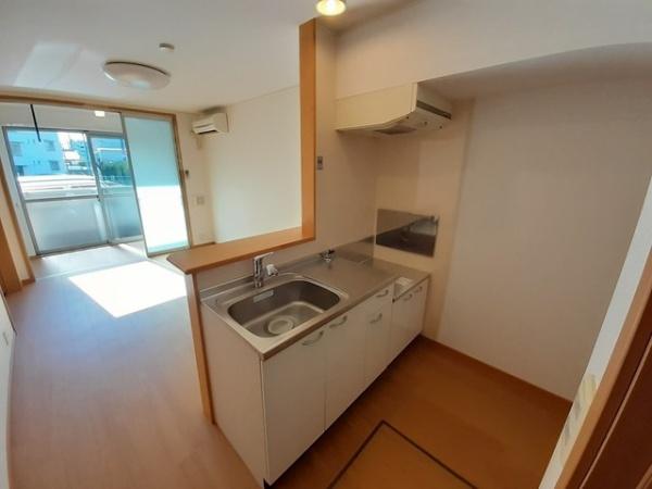 高石市綾園５丁目のアパート