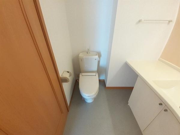 高石市綾園５丁目のアパート
