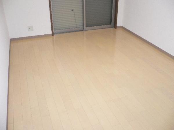 堺市西区鳳西町２丁のアパート