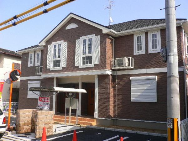 高石市千代田4丁目のアパート