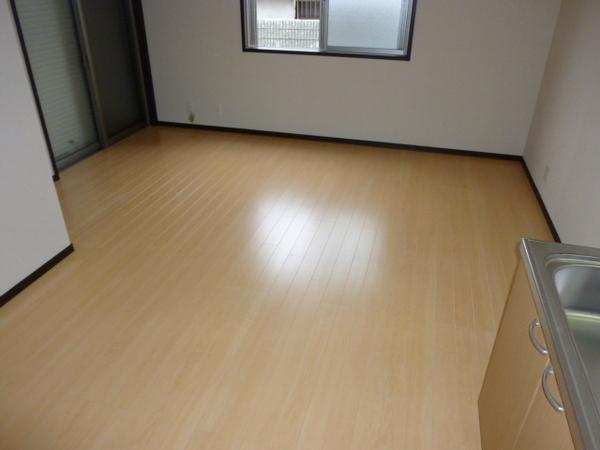 高石市東羽衣５丁目の貸家