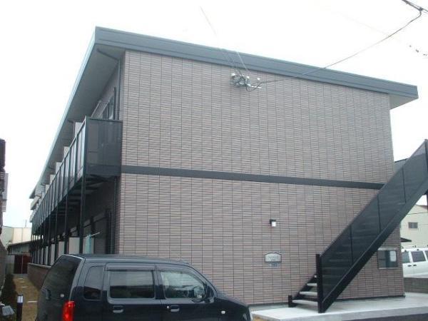 泉大津市東助松町４丁目のハイツ