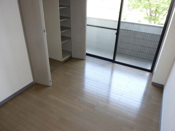 高石市加茂４丁目のマンション