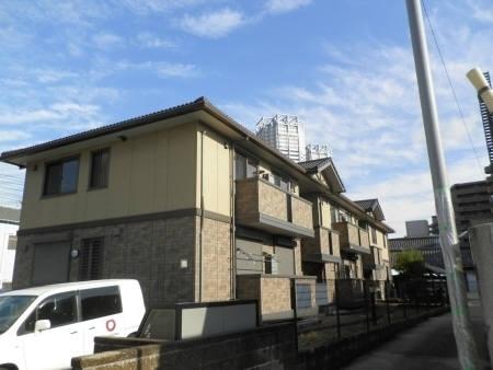 泉大津市田中町のアパート