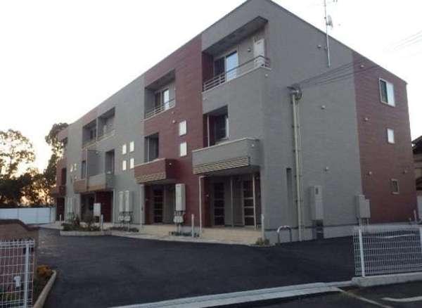 和泉市伯太町４丁目のアパート