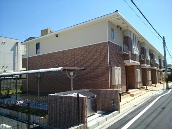 和泉市伯太町2丁目のアパート