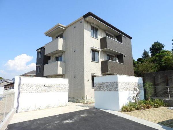 和泉市王子町3丁目のアパート